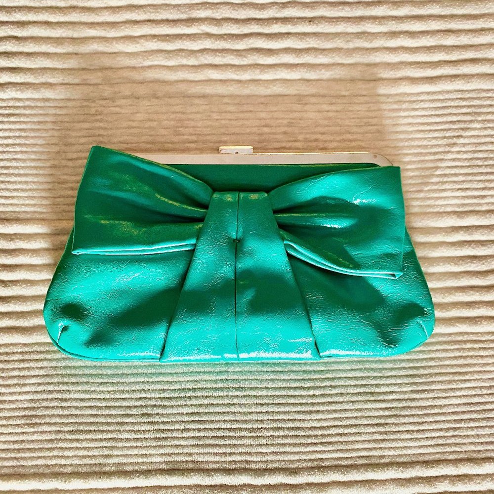 Melie Bianco green clutch with bow